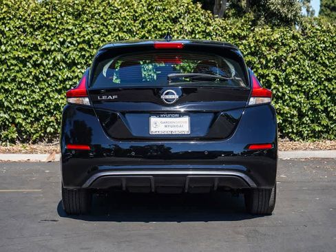 Used 2025 Nissan Leaf S FWD image 5