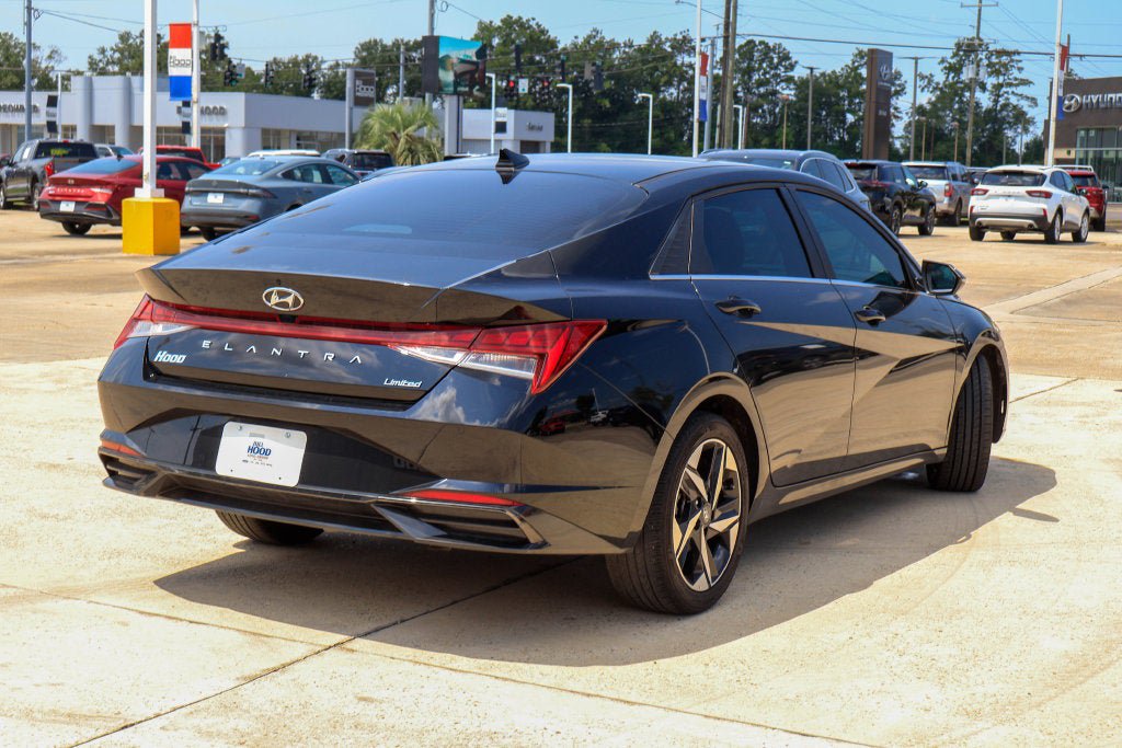 Used 2023 Hyundai Elantra Limited FWD image 21