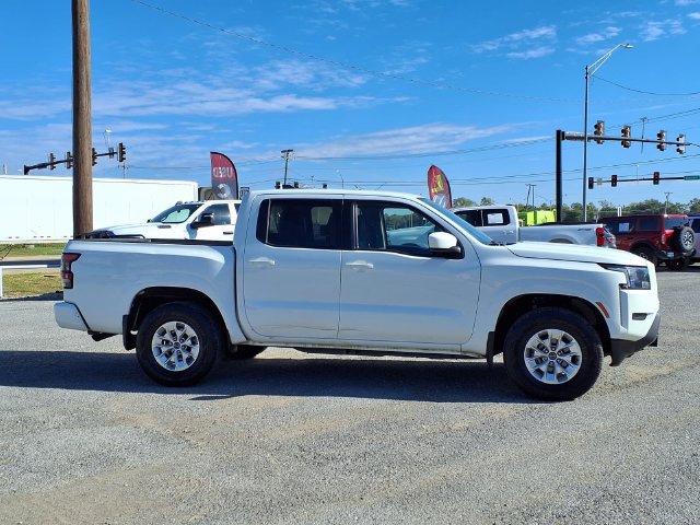 Used 2024 Nissan Frontier SV AWD/4WD image 23