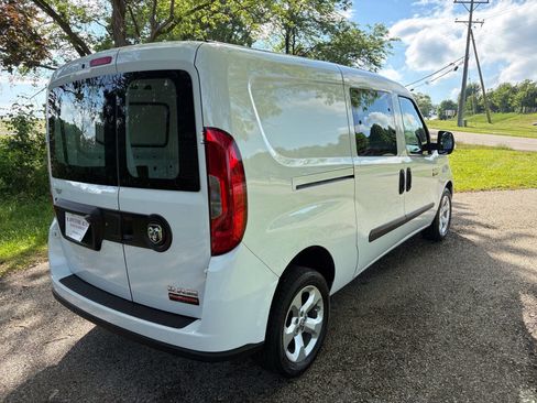 Used 2022 RAM ProMaster City Tradesman w/ Lights & Wheels Group FWD image 5