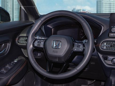Certified 2023 Honda HR-V Sport image 15