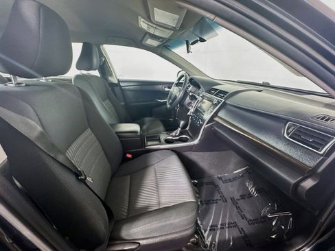 Used 2015 Toyota Camry LE FWD image 27