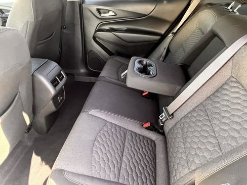 Used 2021 Chevrolet Equinox LT image 27