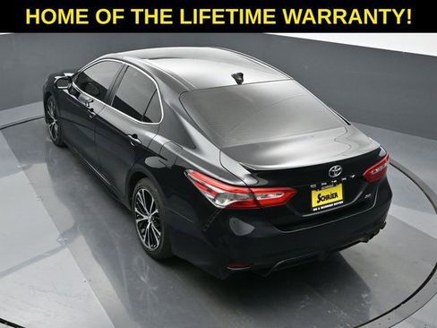 Used 2019 Toyota Camry SE image 57