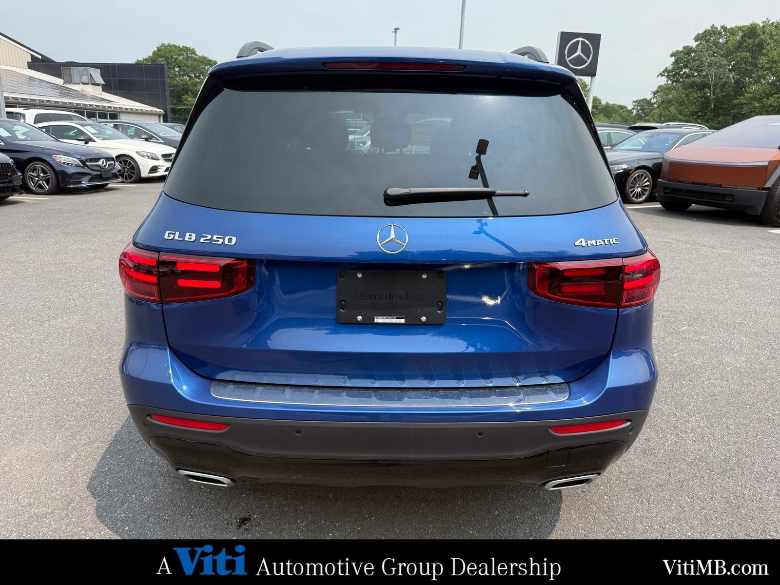 New 2026 Mercedes-Benz GLB 250 4MATIC image 7
