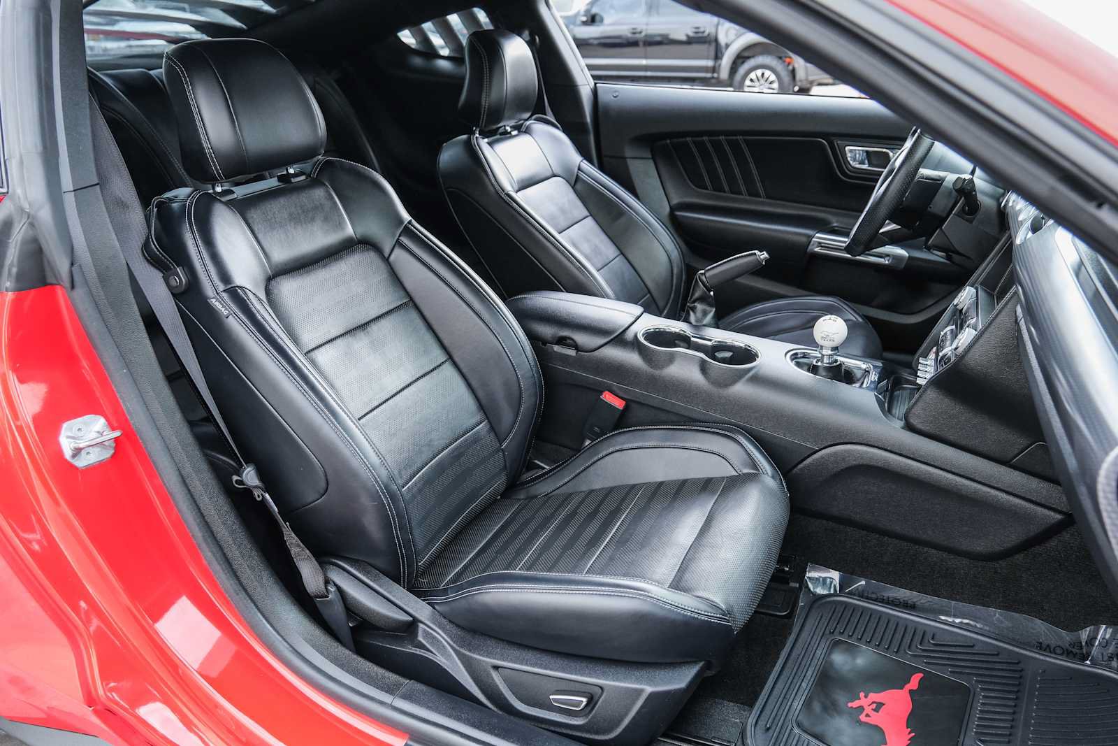 Used 2015 Ford Mustang GT Premium w/ GT Performance Package RWD image 29