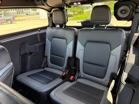 Used 2023 Ford Bronco Black Diamond AWD/4WD image 10