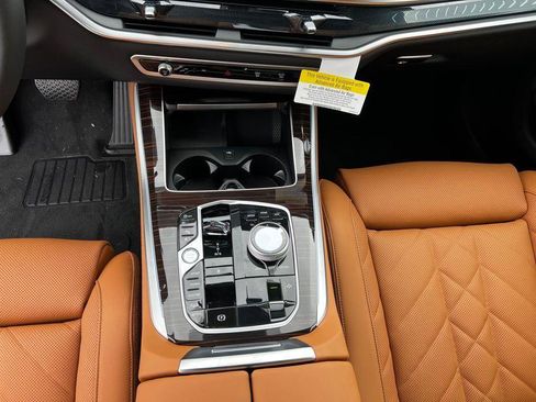 New 2026 BMW X5 xDrive50e AWD/4WD image 18