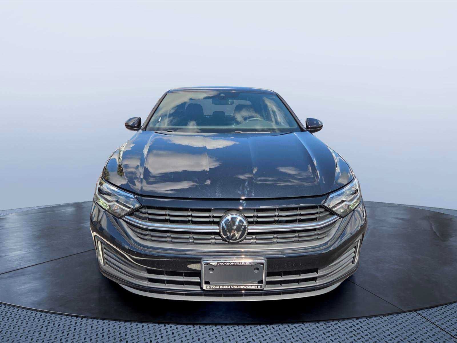 Used 2024 Volkswagen Jetta Sport FWD image 8