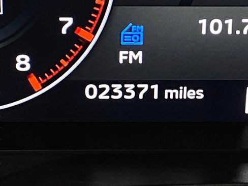 Used 2024 Mitsubishi Outlander SEL image 18