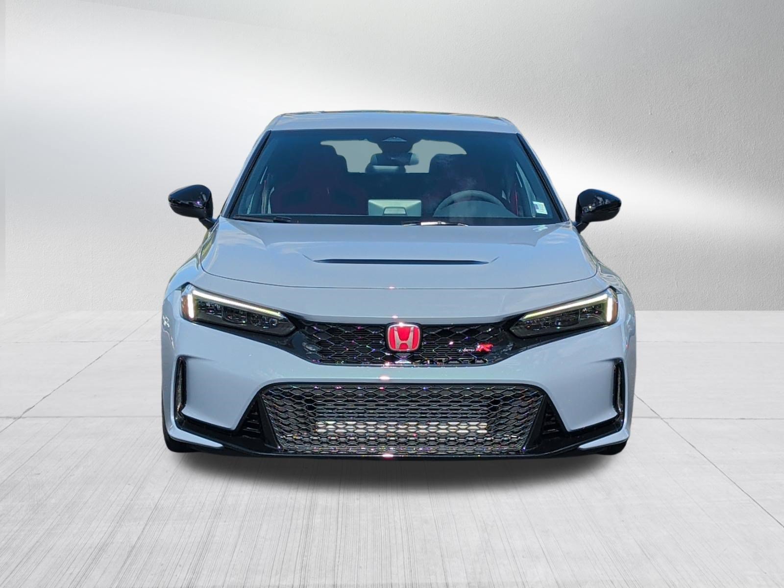 Used 2024 Honda Civic Type R image 2