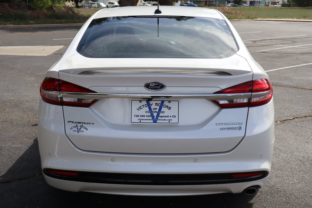 Used 2017 Ford Fusion Titanium FWD image 6