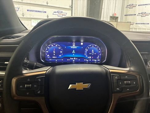 Used 2023 Chevrolet Tahoe High Country w/ LPO, Illumination Package AWD/4WD image 18