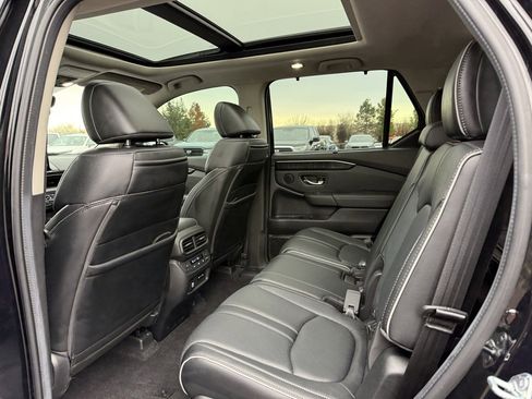 Used 2024 Honda Pilot Elite image 20