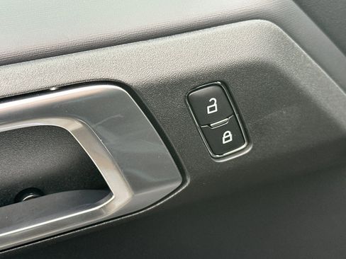 New 2025 Ford Bronco Outer Banks image 12