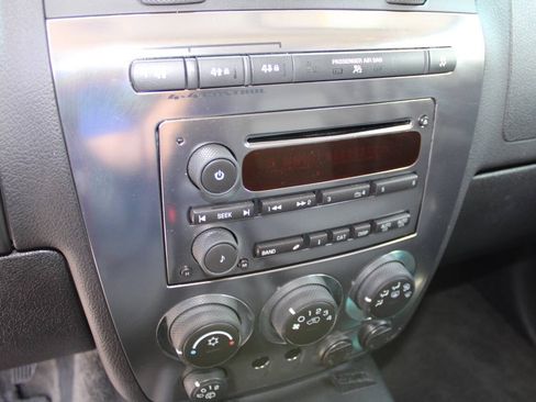 Used 2007 HUMMER H3 AWD/4WD image 15