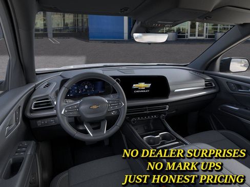 New 2026 Chevrolet Traverse LT w/ Driver Confidence Package FWD image 15