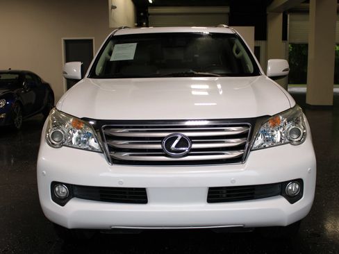 Used 2011 Lexus GX 460 w/ Comfort Plus Pkg AWD/4WD image 7