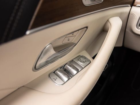 Used 2024 Mercedes-Benz GLE 53 AMG 4MATIC Coupe image 19