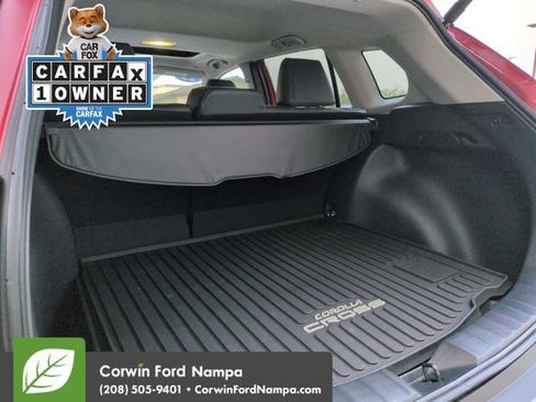 Used 2025 Toyota Corolla Cross XLE AWD/4WD image 29