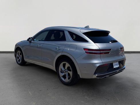 Used 2026 Genesis GV70 2.5T Advanced AWD/4WD image 3
