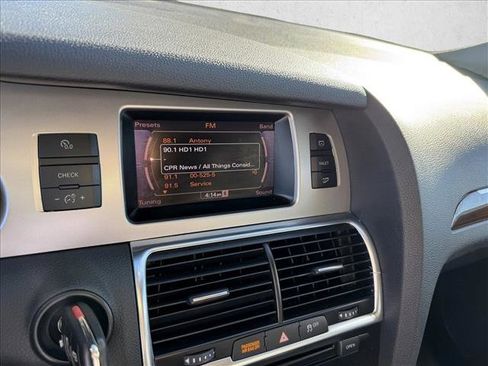 Used 2012 Audi Q7 TDI Premium image 10