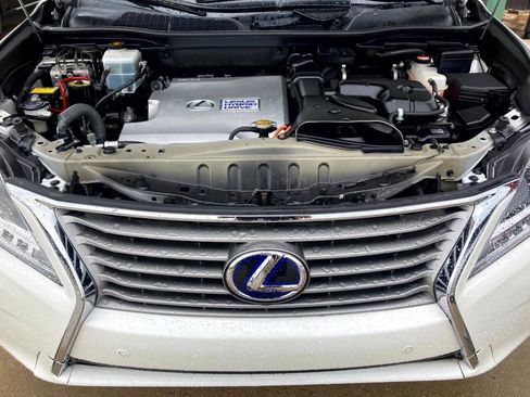 Used 2015 Lexus RX 450h AWD image 19