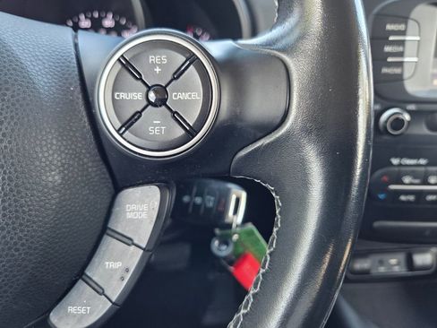 Used 2017 Kia Soul + w/ Designer's Package FWD image 18