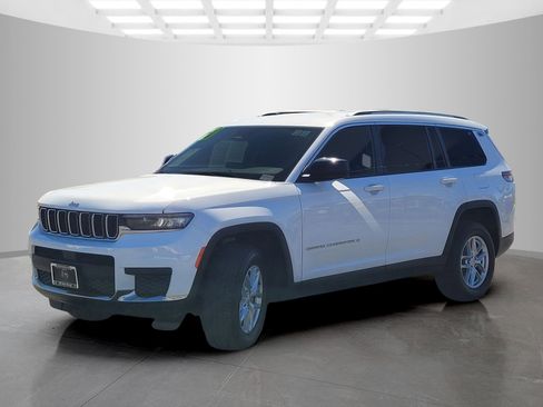 Used 2021 Jeep Grand Cherokee L Laredo w/ Luxury Tech Group I image 8