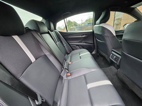 Used 2025 Toyota Camry SE w/ Multimedia Upgrade Package image 51