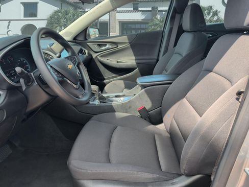 Used 2024 Chevrolet Malibu LT FWD image 11
