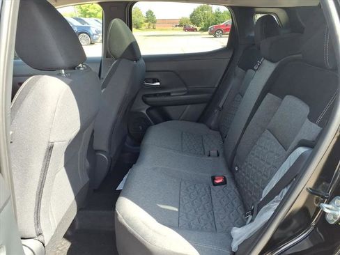 New 2026 Nissan Kicks SV w/ SV Premium Package image 31