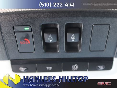 Used 2022 Nissan Pathfinder SL w/ SL Premium Package FWD image 27