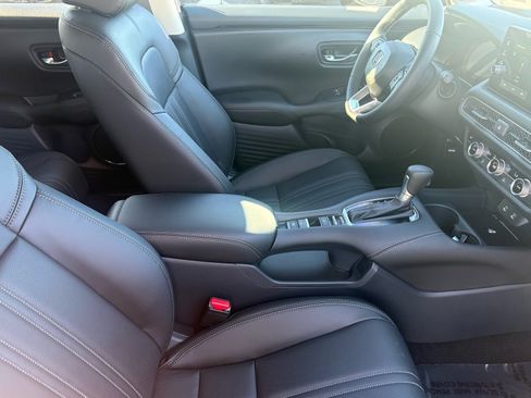 New 2026 Honda HR-V EX-L image 11