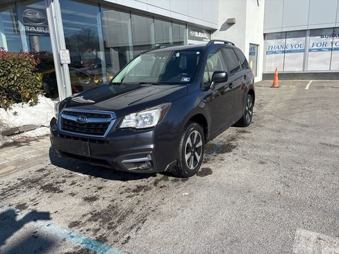 Used 2017 Subaru Forester 2.5i Premium image 5