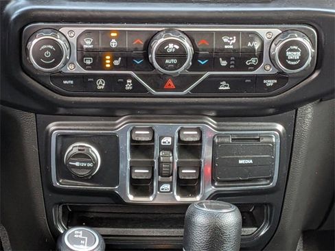 Certified 2022 Jeep Gladiator Sport image 16