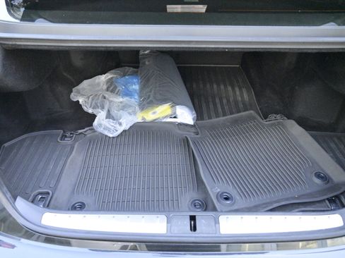 Used 2024 Lexus LS 500 F Sport image 42