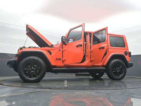 Used 2023 Jeep Wrangler Altitude image 59