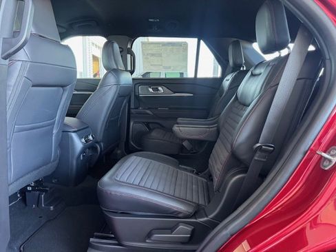 New 2026 Ford Explorer ST-Line w/ ST-Line Street Pack image 7