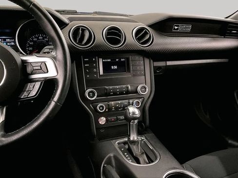Certified 2020 Ford Mustang Coupe RWD image 6