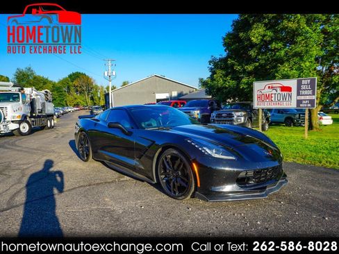 Used 2016 Chevrolet Corvette Stingray Coupe RWD image 1
