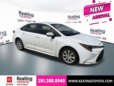 Used 2024 Toyota Corolla LE FWD image 1