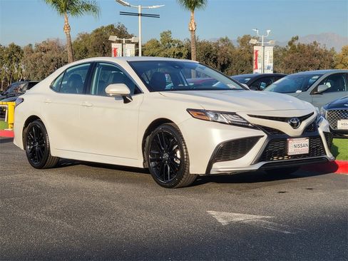 Used 2023 Toyota Camry XSE image 33