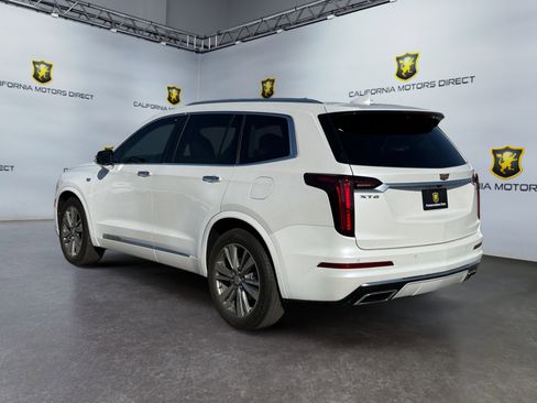 Used 2021 Cadillac XT6 Premium Luxury image 3