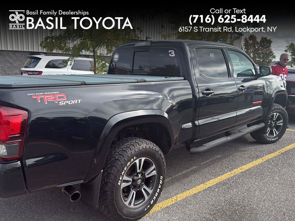 Used 2018 Toyota Tacoma TRD Sport w/ TRD Premium Sport Package AWD/4WD image 1