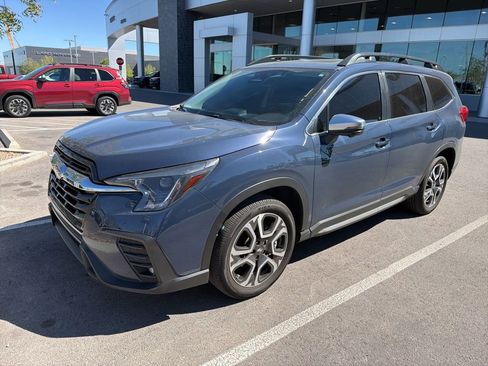 Used 2023 Subaru Ascent Limited w/ Technology Package image 2