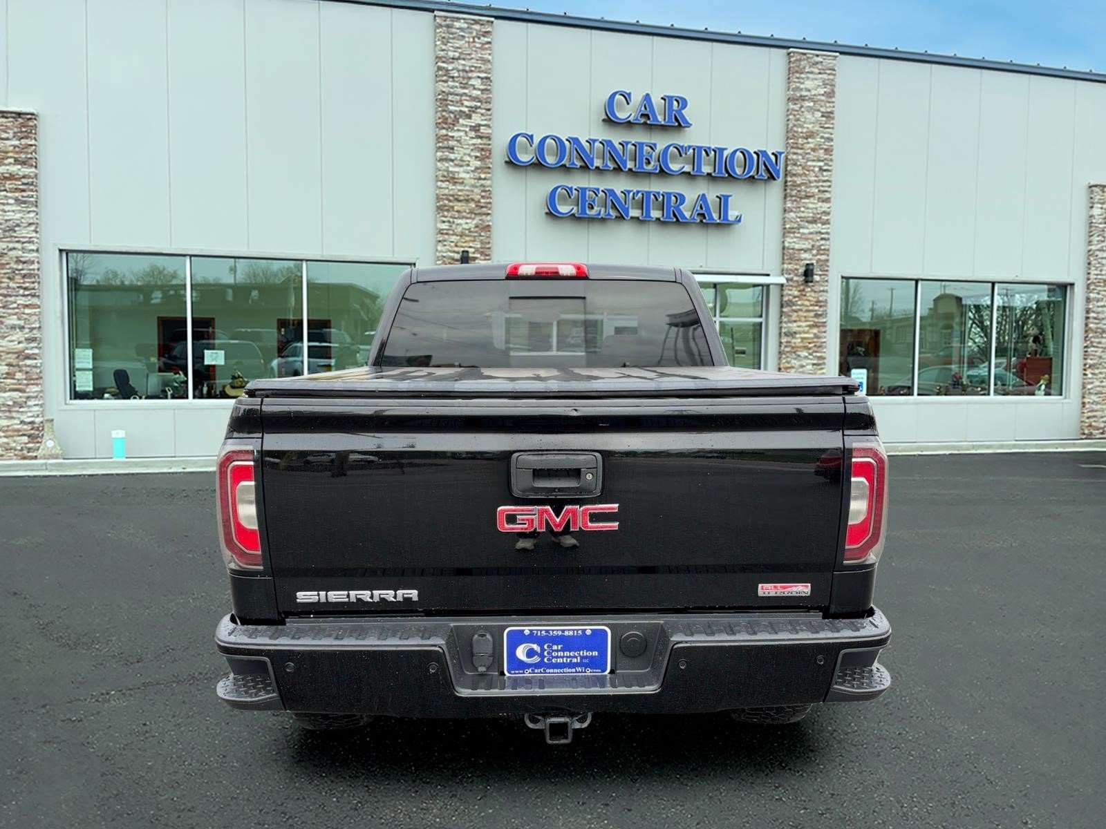 Used 2016 GMC Sierra 1500 SLT w/ All-Terrain Package AWD/4WD image 3