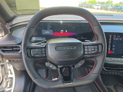 Used 2025 Dodge Charger Daytona Scat Pack w/ Track Pack AWD/4WD image 4