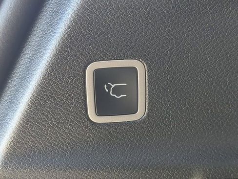 New 2026 Chrysler Pacifica Pinnacle w/ Trailer Tow Group image 15