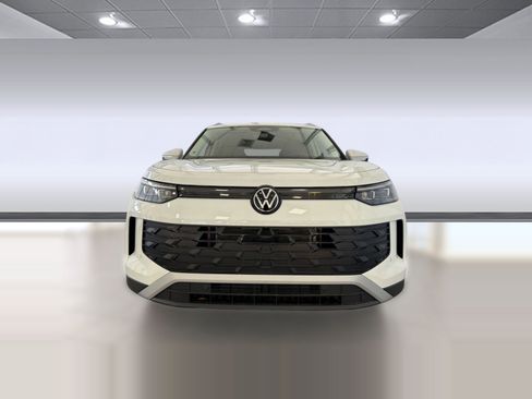 New 2026 Volkswagen Tiguan S FWD image 6